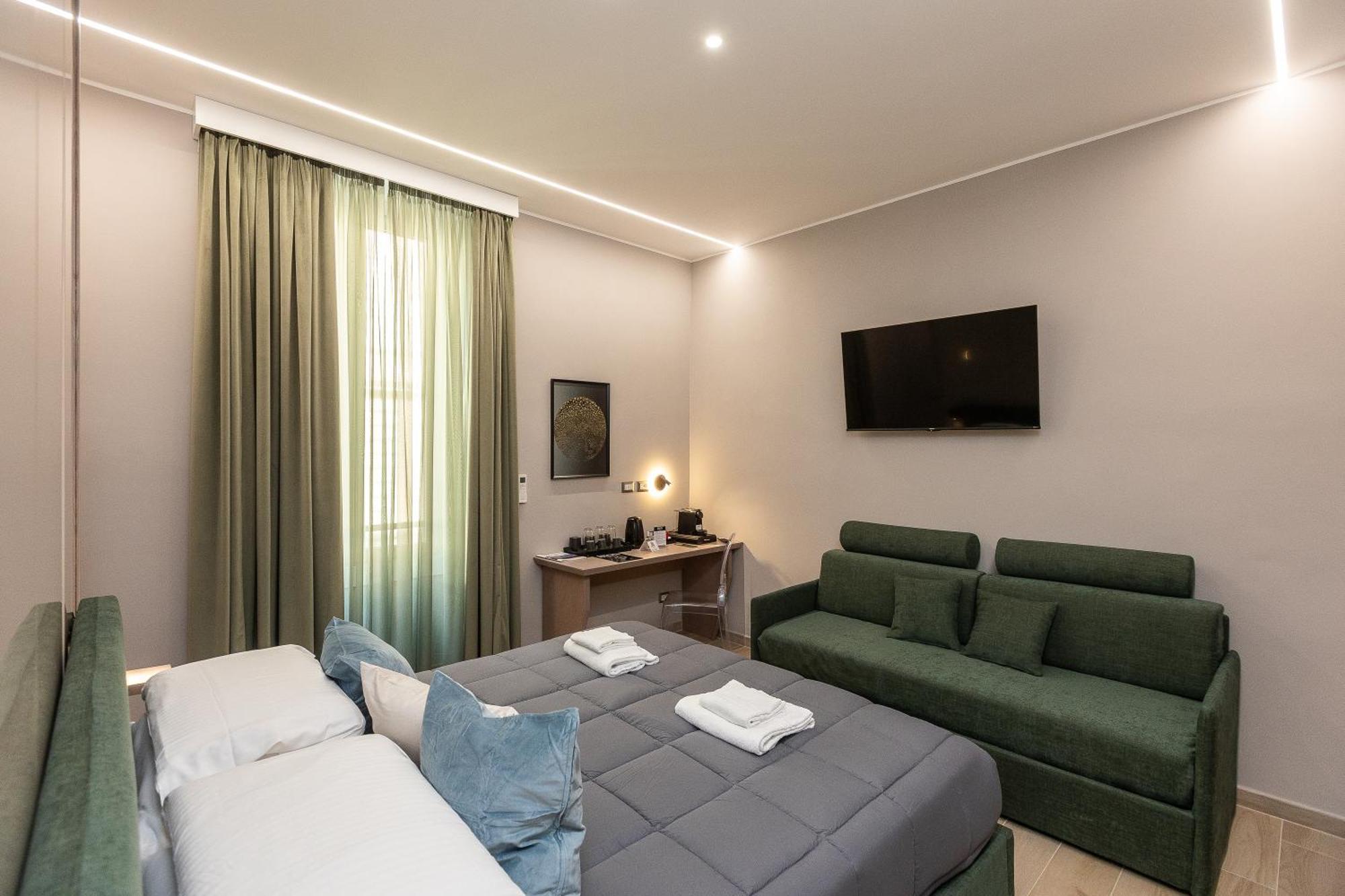 Iron Luxury Rooms Рим Экстерьер фото